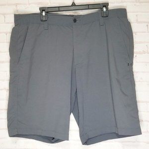 Under Armour Men Shorts 40 XXL Gray Lightweight Elastic Waist Loose Heatgear
